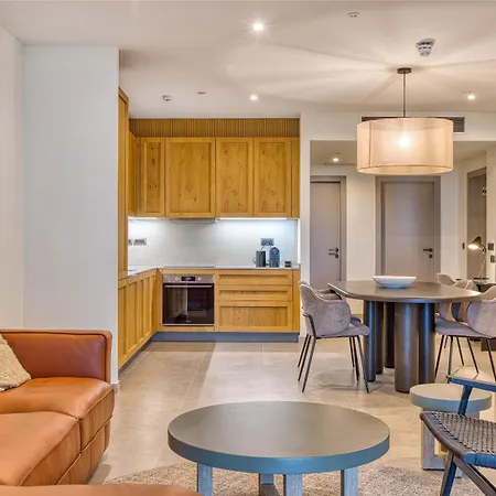 Апартаменты The Viewpoint By 360 Estates