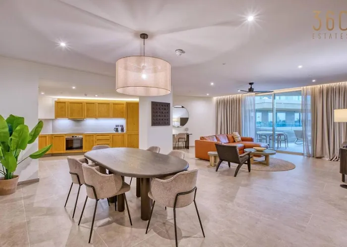 The Viewpoint By 360 Estates Apartment